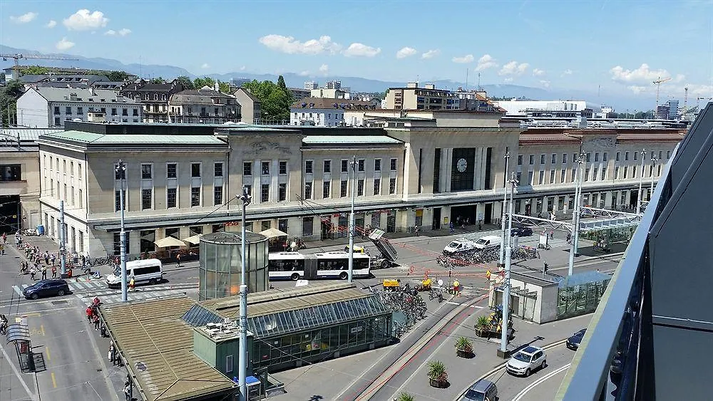 Visionapartments Place De Cornavin - Contactless Check-In جنيفا 3*,  سويسرا