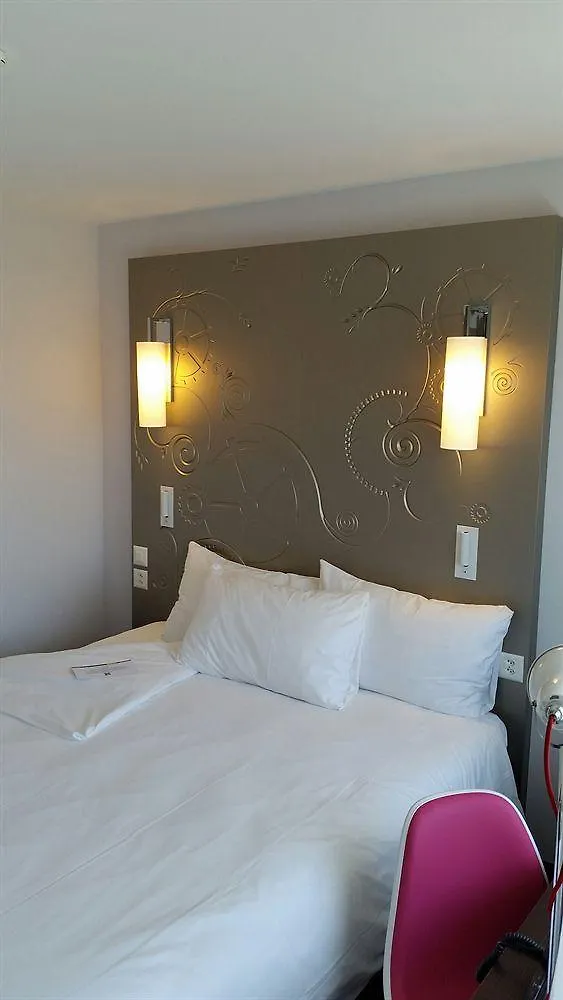 Visionapartments Place De Cornavin - Contactless Check-In Geneva Hotel